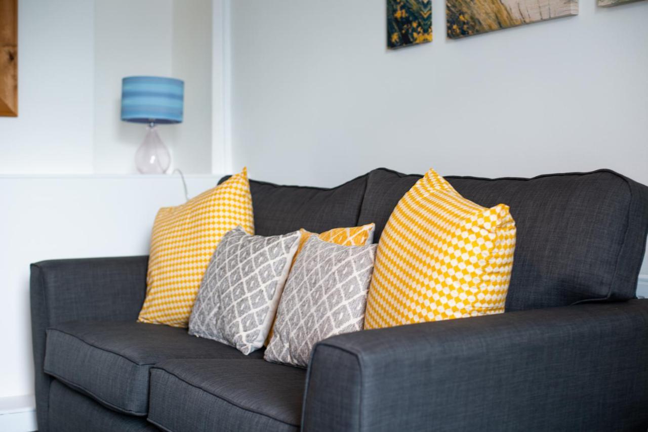Parking, Smart Tv'S In All Rooms, Central Location Swansea Zewnętrze zdjęcie