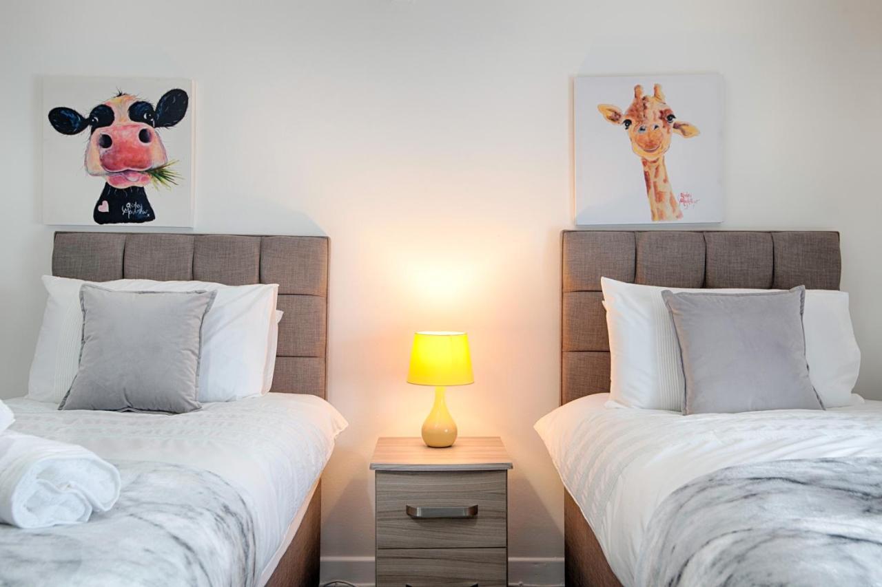 Parking, Smart Tv'S In All Rooms, Central Location Swansea Zewnętrze zdjęcie